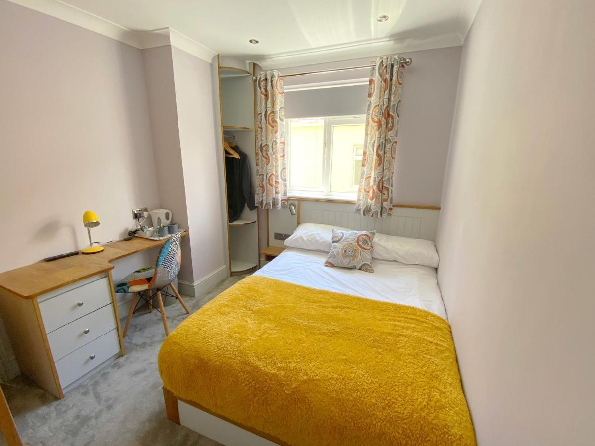 Orchard House Bed & Breakfast Swindon Eksteriør bilde